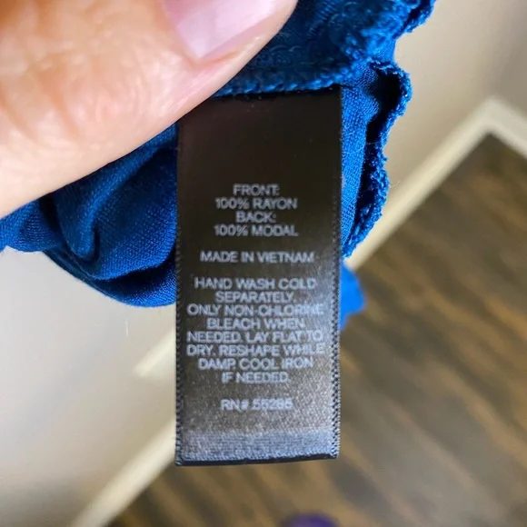 EXPRESS blue flyaway shirt - Picture 4 of 5